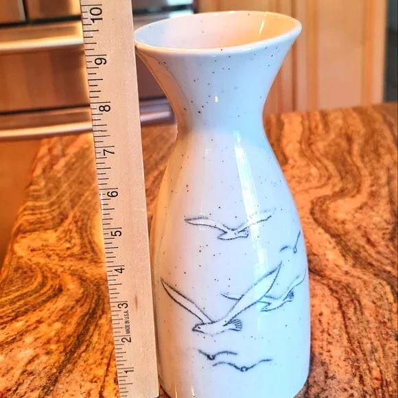 Vintage Otagiri Carafe with Seagulls - Picture 8 of 8